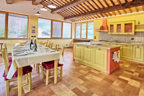 Dining Room, Kitchen