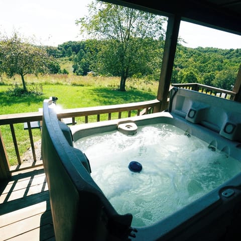 Deer Run Hot Tub