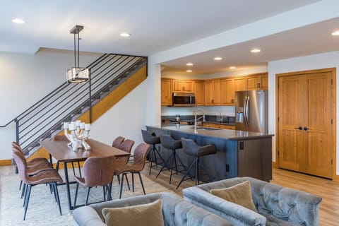 Living/dining/kitchen