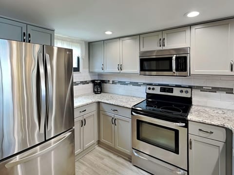 Fully Equipped Kitchen with Stainless Steel Appliances