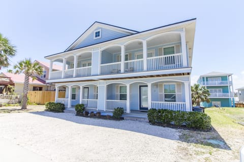 Welcome to Avery's Ocean Breeze B