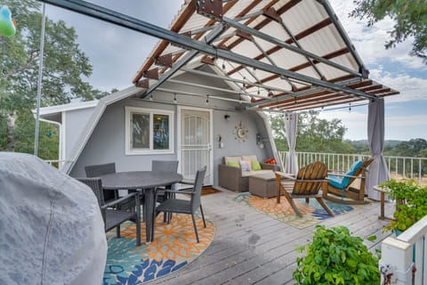 Mariposa Vacation Rental | 1BR | 1BA | 600 Sq Ft | Stairs Required