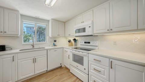 Newly Updated Kitchen