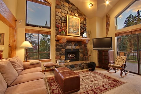Ah, the gorgeous gas fireplace and Family Spot!