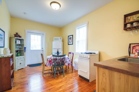 Dining Space | Free WiFi