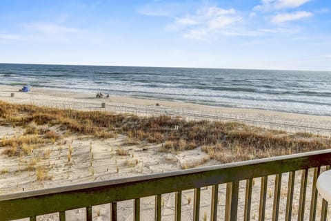 Pinnacle Port is situated on Sugar Sand Beaches with Emerald Waters, just awaiting your arrival!