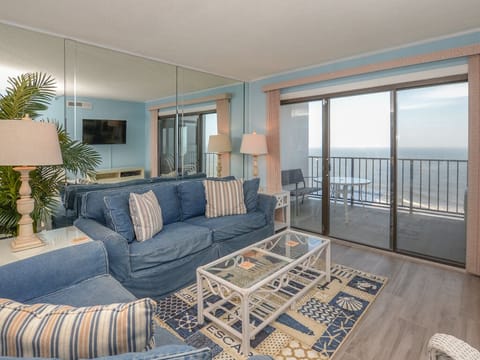 Oceanfront Living Area