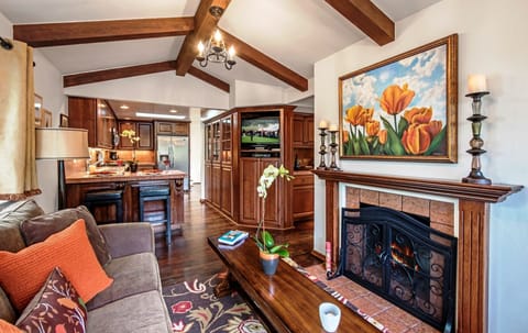 Welcome to "Whispering Waves"! 2 Bed, 2 Bath Carmel Home