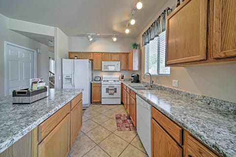 Kitchen | Dishware & Glassware