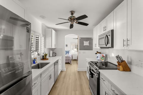 Start your mornings here before heading to Naples’ beautiful white-sand beaches.