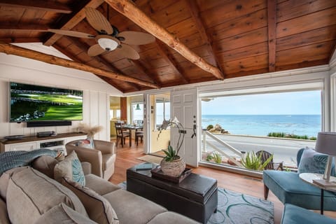 Welcome to "Oceanview Serenity"! Watch Whales and Sea Otters