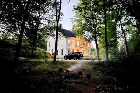 Tamworth Vacation Rental | 5BR | 3BA | 2,600 Sq Ft | Access Only By Stairs