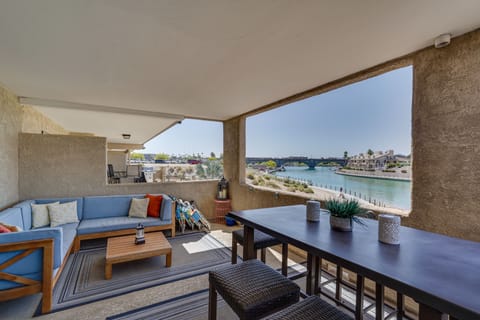 Lake Havasu City Vacation Rental | 2BR | 2BA | Stairs to Access | 1,200 Sq Ft