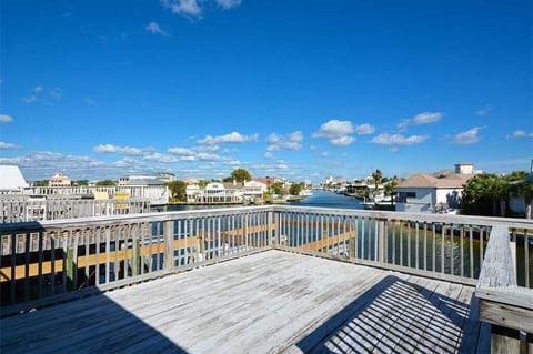Deck View