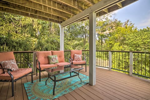 Harpers Ferry Vacation Rental | 2BR | 1BA | 1,000 Sq Ft | 2 Steps to Access