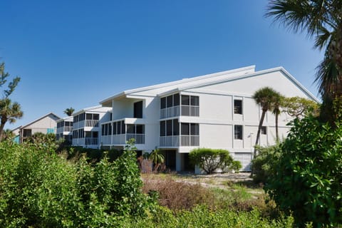 South Seas Beach Villa 2023 exterior