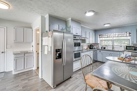 Storage | Fully Stocked Kitchen