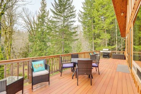 Port Angeles Vacation Rental | 3BR | 2BA | 2,700 Sq Ft