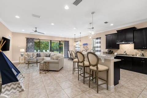 Prepare meals, eat, or relax in the living room together