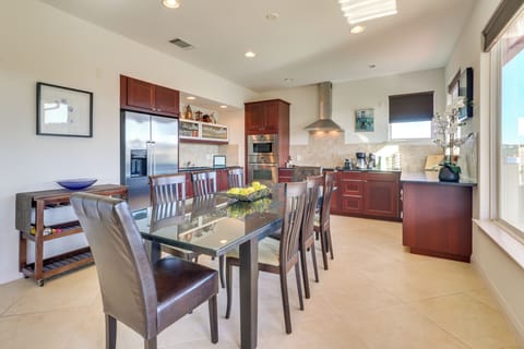 Kitchen & Dining Area | 2nd Floor