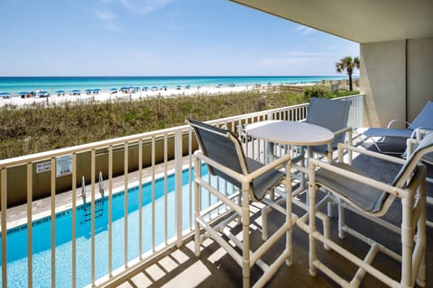 Balcony - Gorgeous Gulf views!