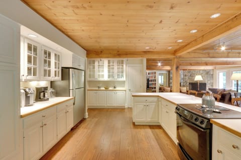 Kitchen | Cooking Basics | Microwave | Toaster Oven | Ice Maker | Coffee Makers