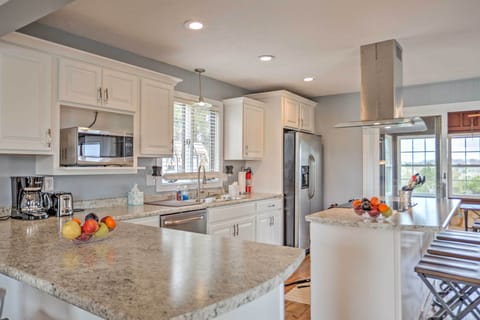 Kitchen | Fully Equipped | Island Seating