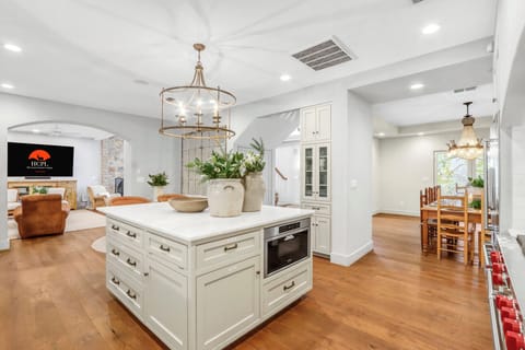 Large island - Main House