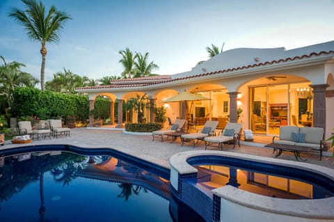 Spend part of your evening relaxing in the spacious hot tub at Villa Las Brisas!