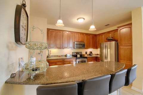 Breakfast Bar Seating for Four (4)