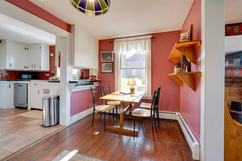 Additional Dining Space