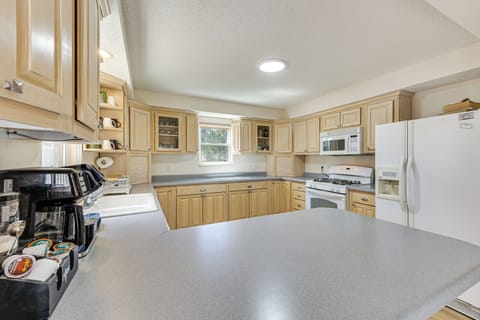 Kitchen | Drip Coffee Maker | Cooking Basics