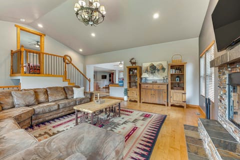 Estes Park Vacation Rental Home | 4BR | 3BR | 2,350 Sq Ft | Stairs to Access