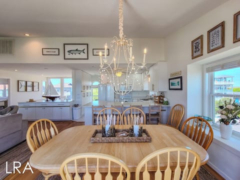 2504 S Shore Dr (Audreys Pearl [Int Ext Aerials] - watermarked-09