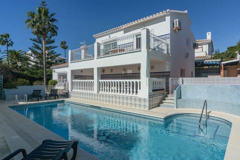 Holiday villa with pool in Vélez Málaga