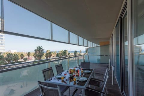 Amazing terrace with sea views