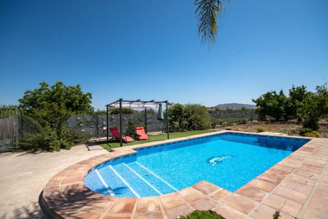 Rural house with swimming pool in Alhaurín el Grande