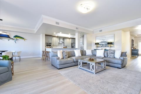 Harbor Landing 203A- Open Living Area
