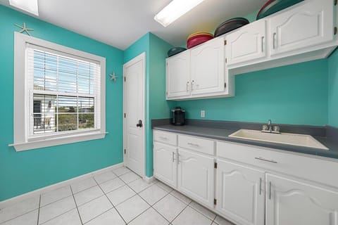 Hakuna Matata - Luxury Beach Front Vacation House with Private Pool on 30A - Five Star Properties Destin/30A