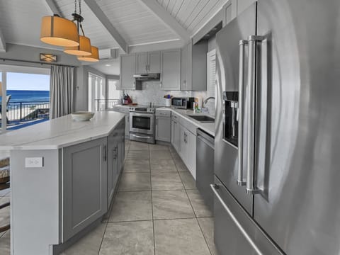 2nd Floor | Kitchen Area