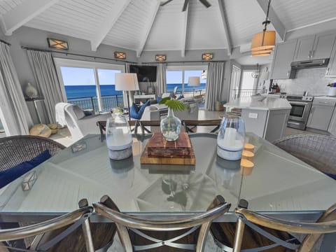 2nd Floor | Dining & Living Area