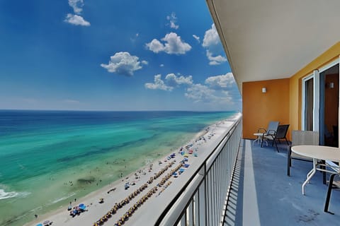 Welcome to Splash #1202 West