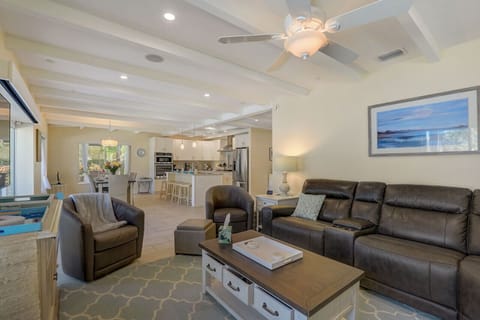 Living & Dining Room combo