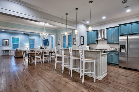 First Floor: Kitchen