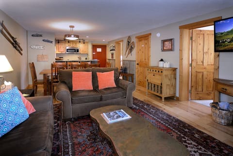 Living/dining/kitchen