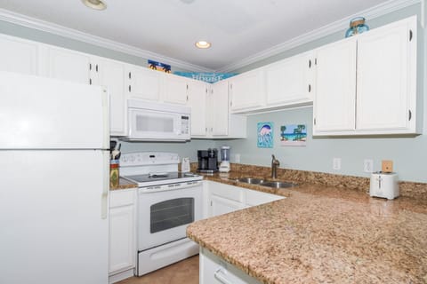 Summerspell 308 - Kitchen