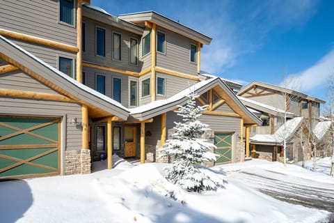 Welcome to Spruce Ridge 708C