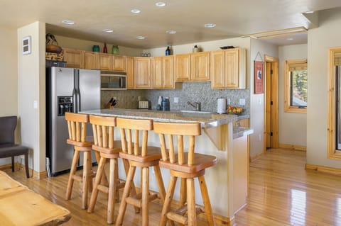 Four seats at the breakfast bar