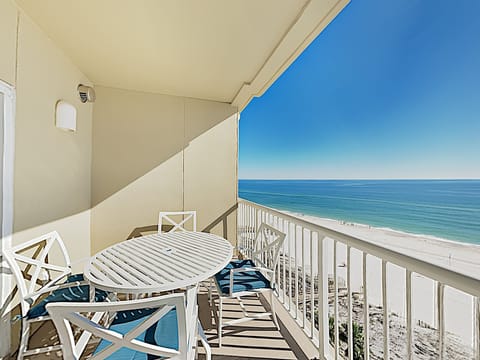 Welcome to Escapes to the Shore #704!