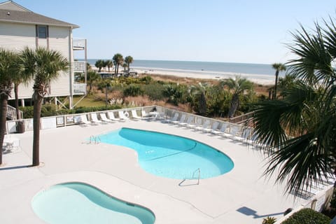 Oceanfront Pool & Baby Pool